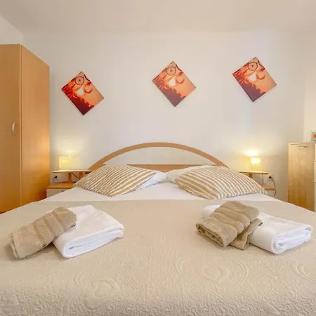 Ferienwohnung Fur 6 Personen Ca 80 Qm In Novigrad, Istrien Istrische Riviera Апартаменты *